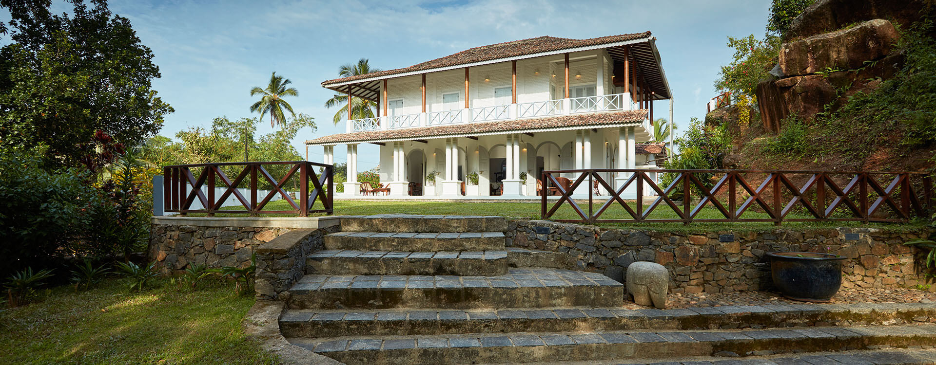 Villa Pooja Kanda Koggala 5 bedroom luxury villa, Sri Lanka